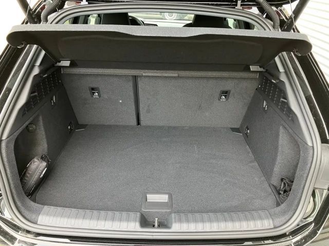 Audi A3 30 TFSI Sedan