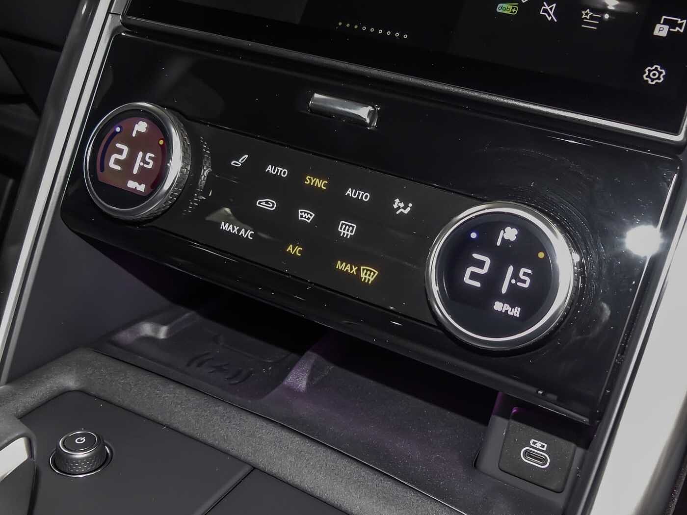 Land Rover Discovery D300 Dynamic HSE