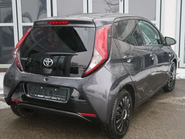 Toyota Aygo X Hatchback Play Team D X-play
