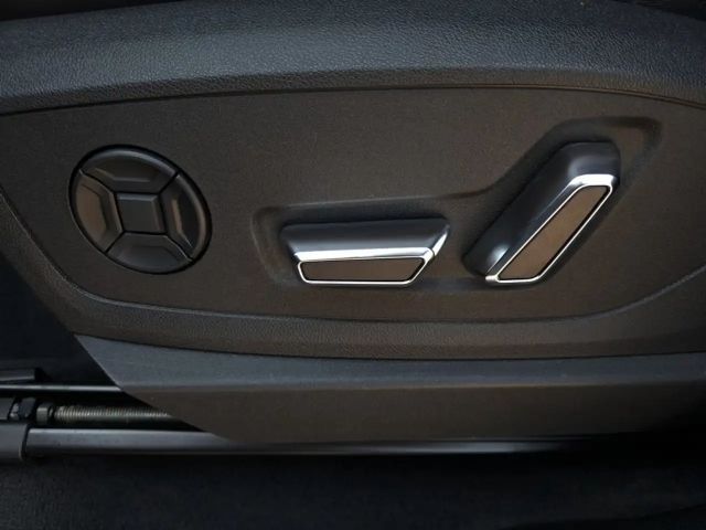 Audi e-tron Quattro S-Line