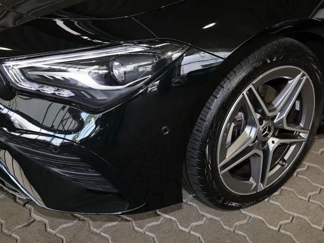 Mercedes-Benz CLA 180 AMG Line