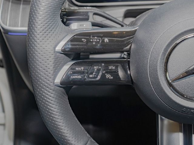 Mercedes-Benz C 220 AMG Line C 220 d Sedan