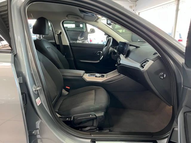 BMW 318 318d Touring