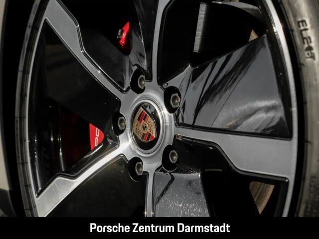 Porsche Taycan 4S