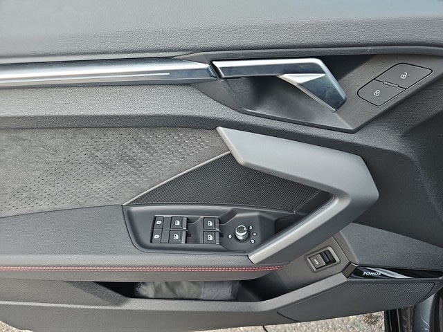 Audi S3 Quattro S-Tronic Sedan