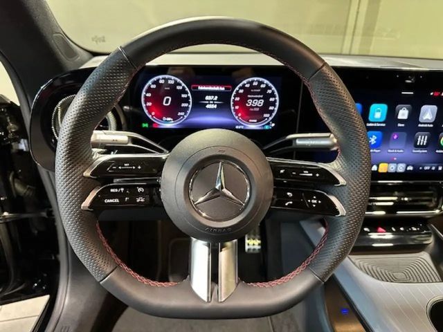 Mercedes-Benz CLA 250 AMG Line Sedan