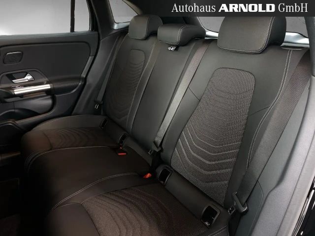 Mercedes-Benz GLA 200 Progressive