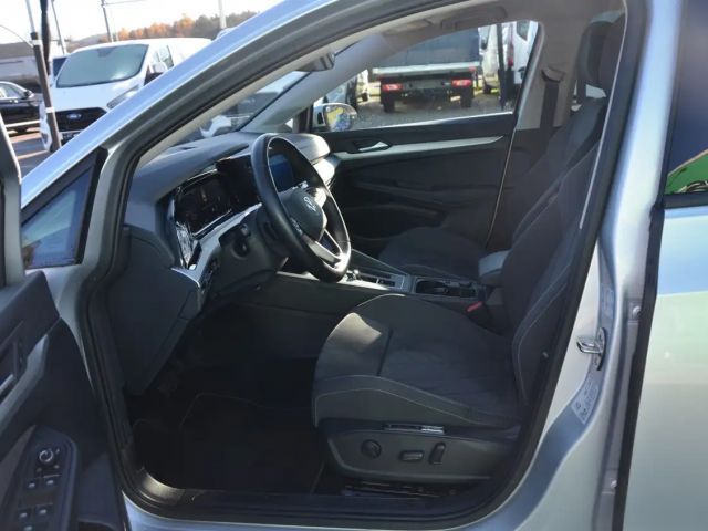 Volkswagen Golf DSG Life Variant