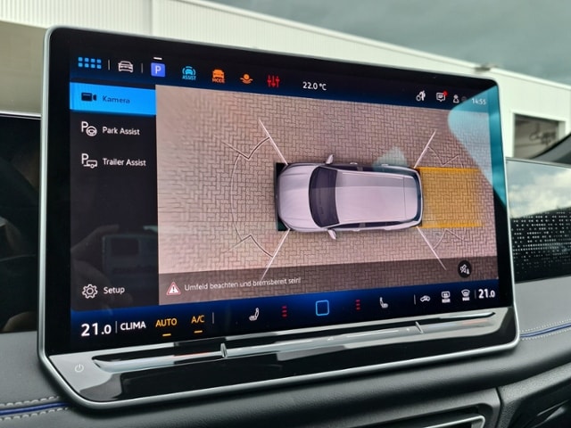 Volkswagen Tiguan 2..0 TDI DSG R-Line+BLACKSTYLE+AHK+STANDHEIZ+WR+NAVI+MATRIX