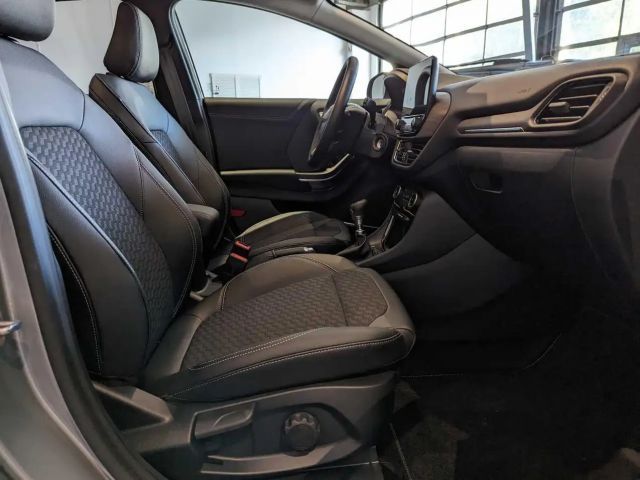 Ford Puma EcoBoost Titanium