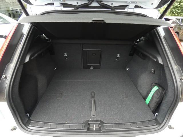 Volvo XC40 Dark Plus