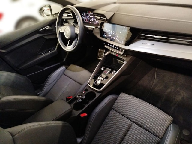 Audi A3 35 TFSI S-Line S-Tronic Sportback