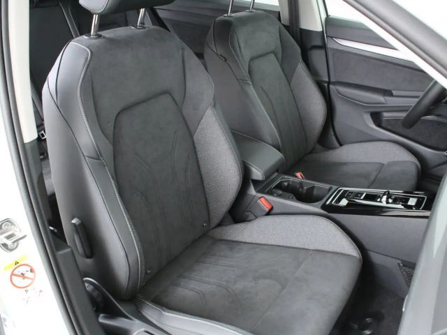 Volkswagen Golf DSG Style eHybrid