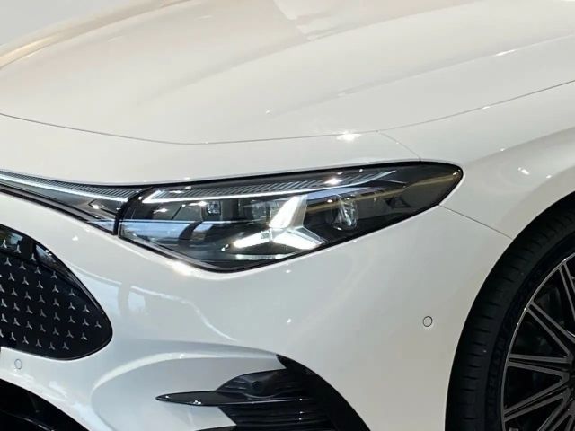 Mercedes-Benz CLA 350 4MATIC AMG Line