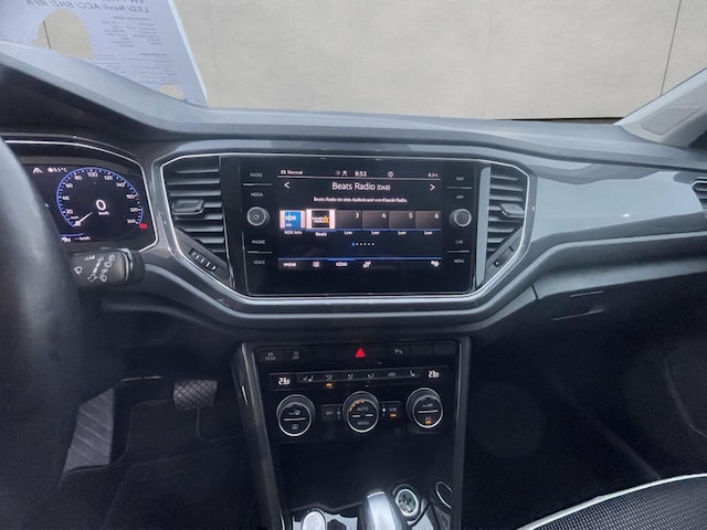 Volkswagen T-Roc 1.5 TSI DSG Sport