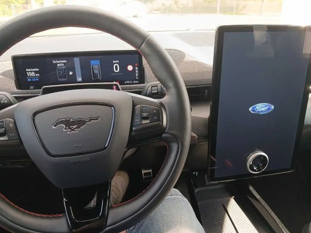 Ford Mustang Mach-E AWD