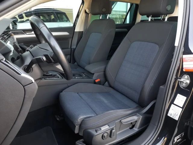 Volkswagen Passat DSG GTE Variant