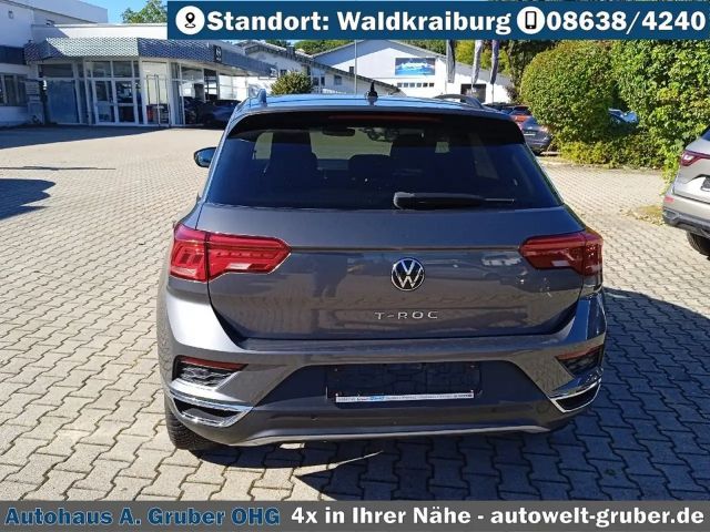 Volkswagen T-Roc ACTIVE Automatik+LED+8fach+Navi