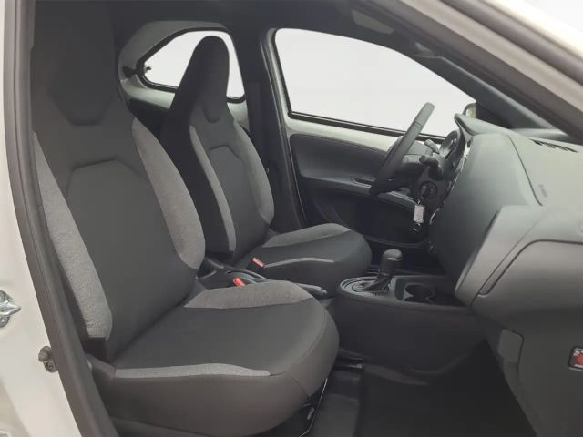 Toyota Aygo X Business Hatchback