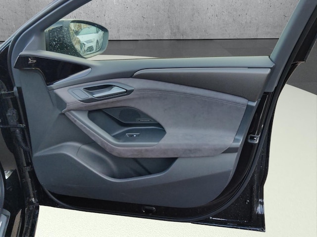 Audi A6 e-tron Avant Quattro