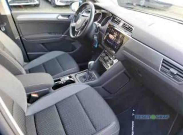 Volkswagen Touran 1.5 TSI DSG
