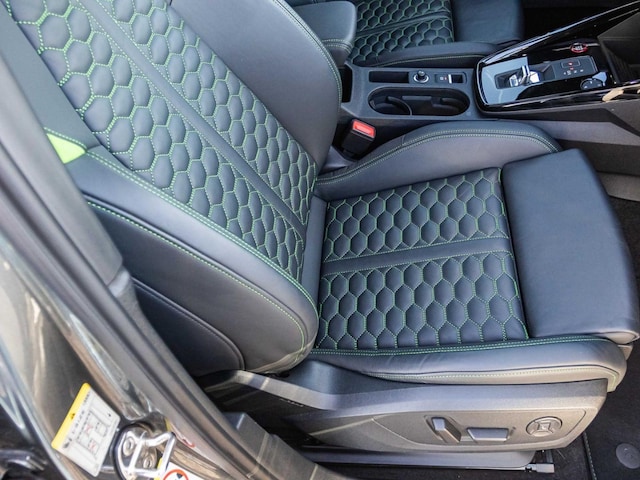 Audi RS3 Quattro S-Tronic Sedan