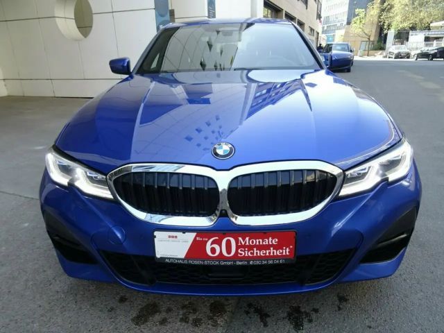 BMW 330 330i M-Sport Sedan xDrive
