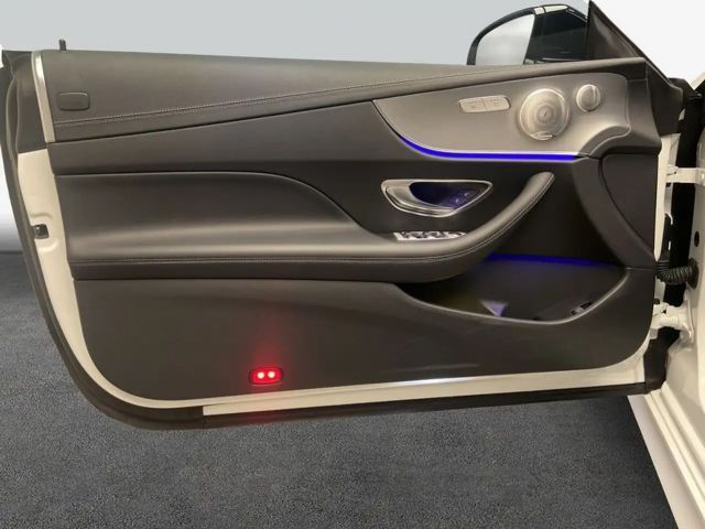 Mercedes-Benz E 200 Cabriolet