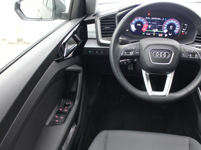 Audi A1 30 TFSI Allstreet S-Tronic