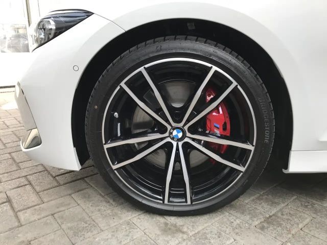 BMW 320 320d M-Sport