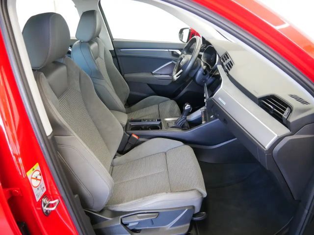 Audi Q3 45 TFSI Hybride