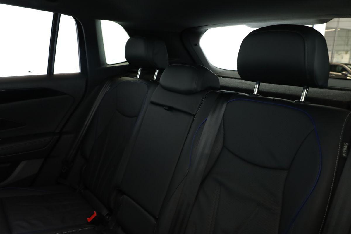 Volkswagen Tiguan 2.0 TSI DSG IQ.Drive R-Line