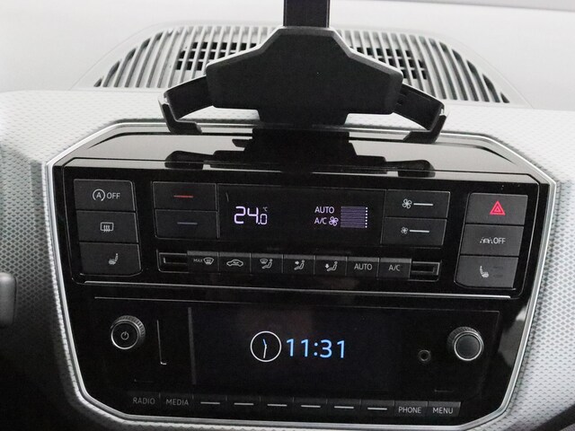 Volkswagen up! Active