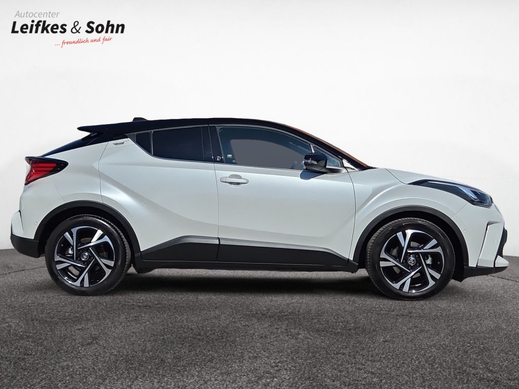 Toyota C-HR 5-deurs Bi-Tone Team D