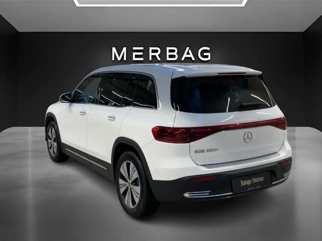 Mercedes-Benz EQB 250