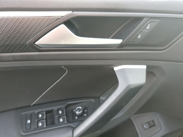 Volkswagen Tiguan 1.5 TSI DSG R-Line