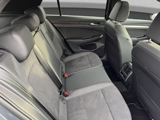 Volkswagen Golf 1.5 eTSI DSG Golf VIII