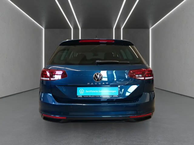 Volkswagen Passat 1.5 TSI Business DSG Variant