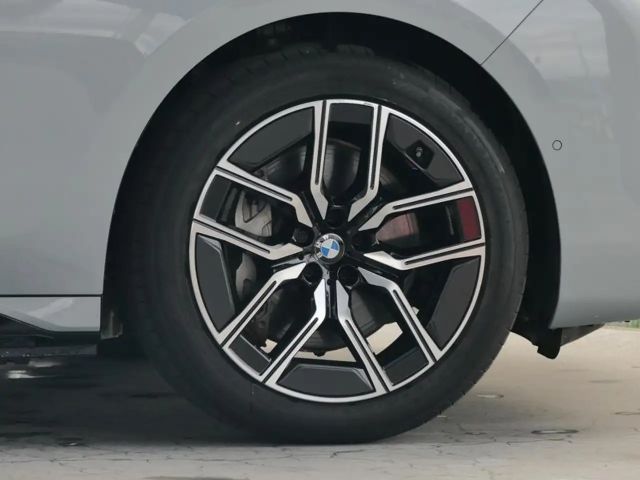 BMW i7 M-Sport Sedan