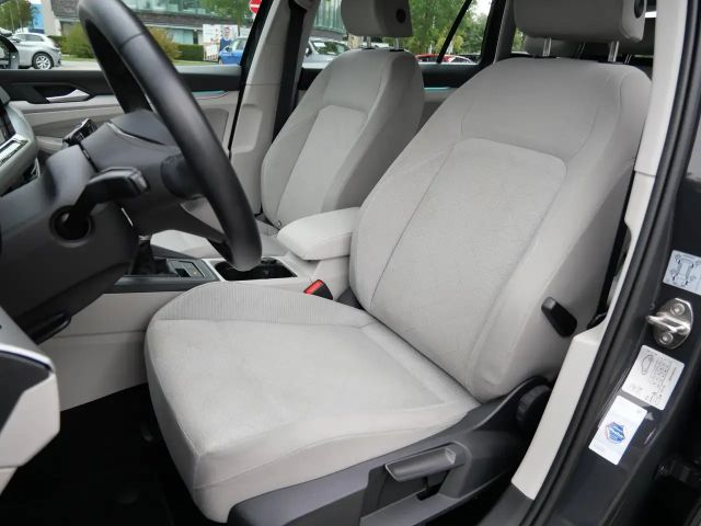 Volkswagen Golf 1.5 TSI Life Variant