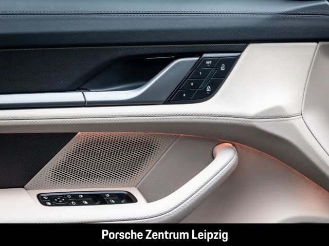 Porsche Taycan Sport Turismo Turbo