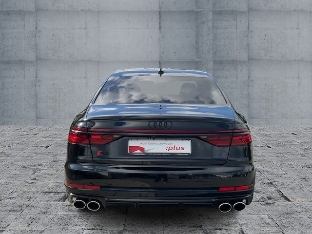 Audi S8 Quattro
