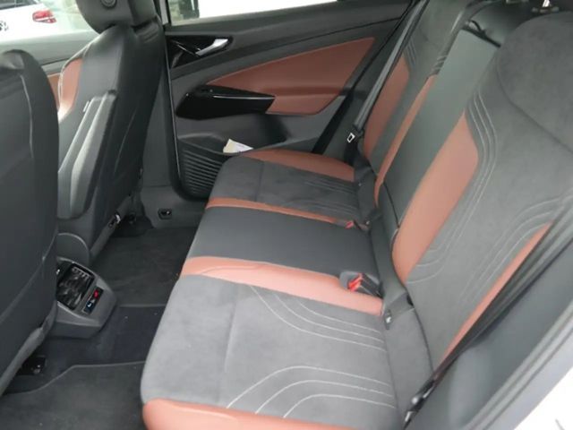 Volkswagen ID.5 150 kW 77 KWh Pro