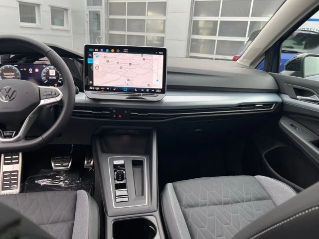 Volkswagen Golf 1.5 eTSI