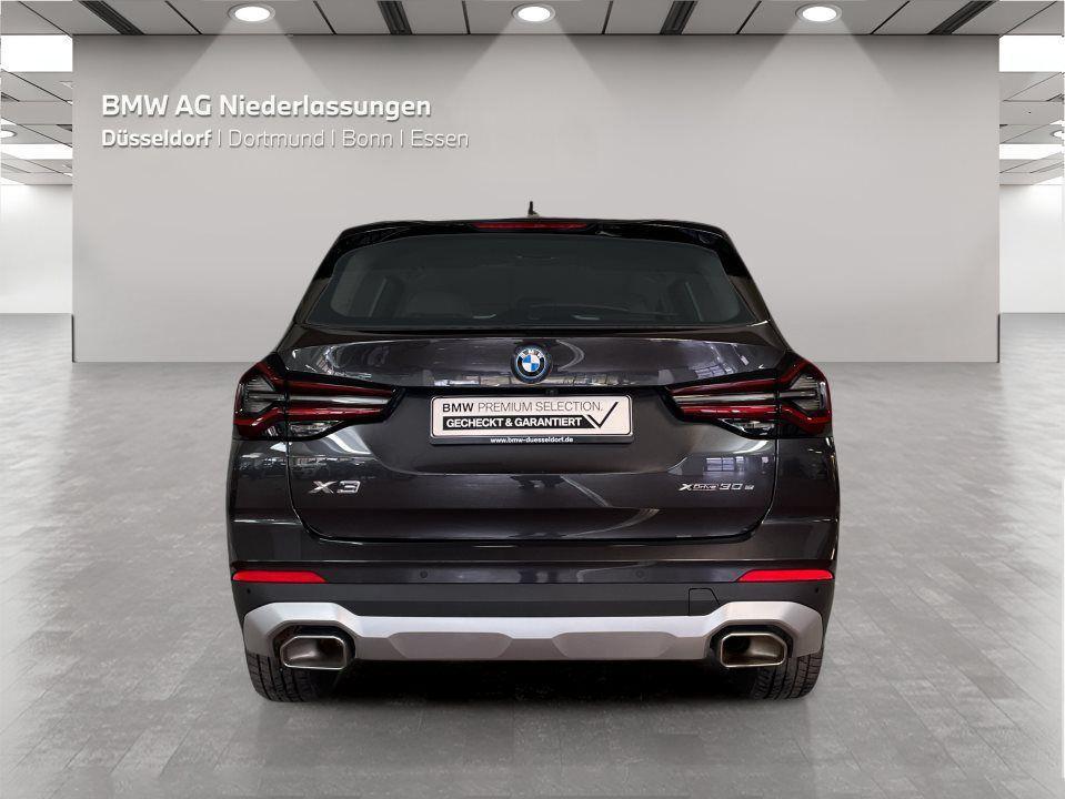 BMW X3 xDrive30e