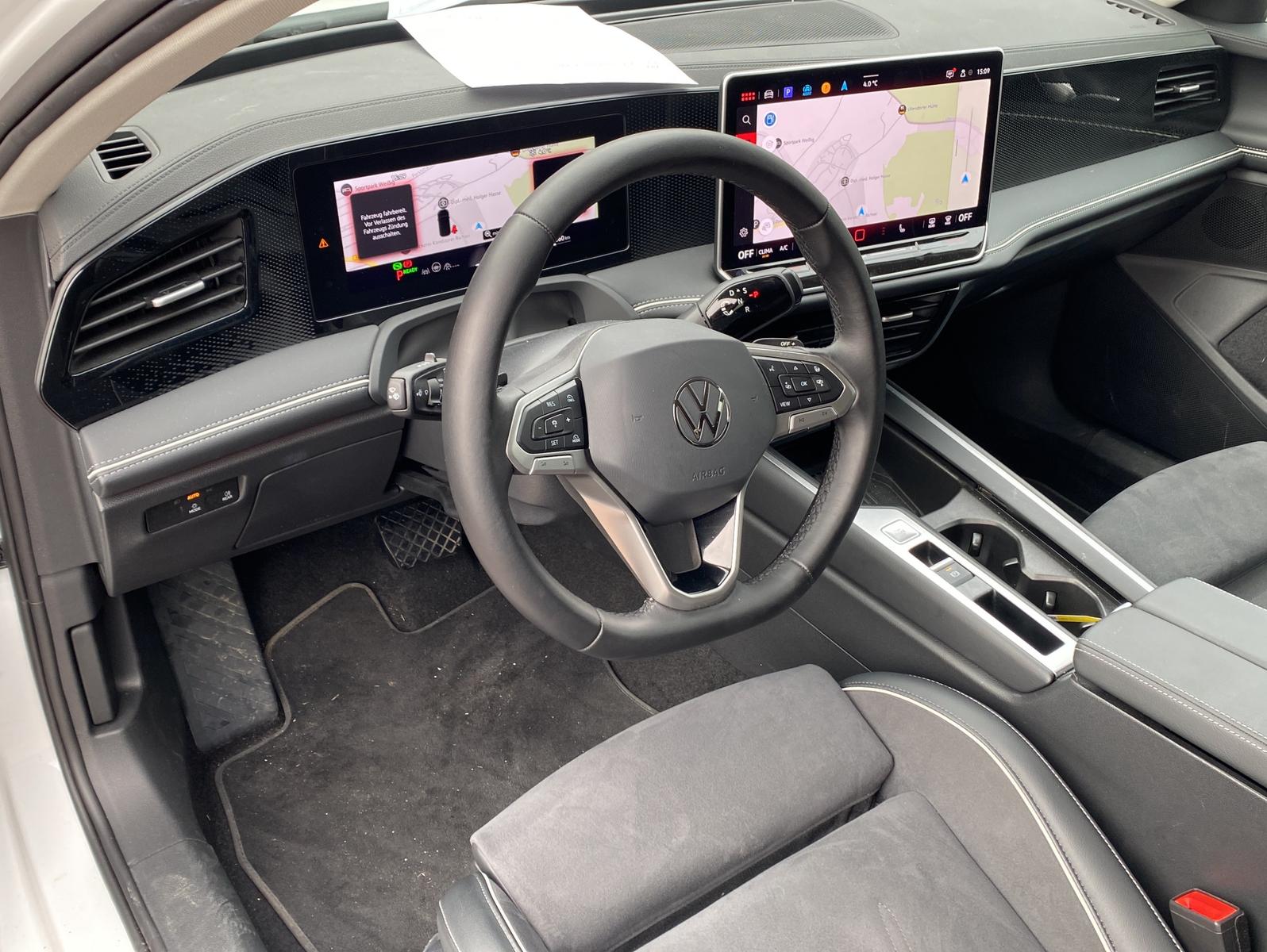 Volkswagen Passat 1.5 eTSI Business Variant