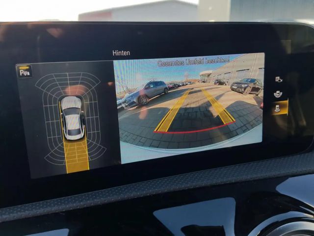 Mercedes-Benz CLA 200 AMG Line Coupé