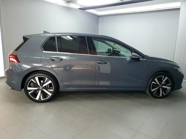 Volkswagen Golf 1.5 eTSI DSG Style