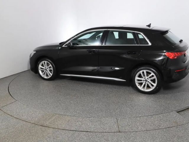 Audi A3 30 TDI Sedan