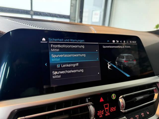 BMW 330 330e M-Sport xDrive